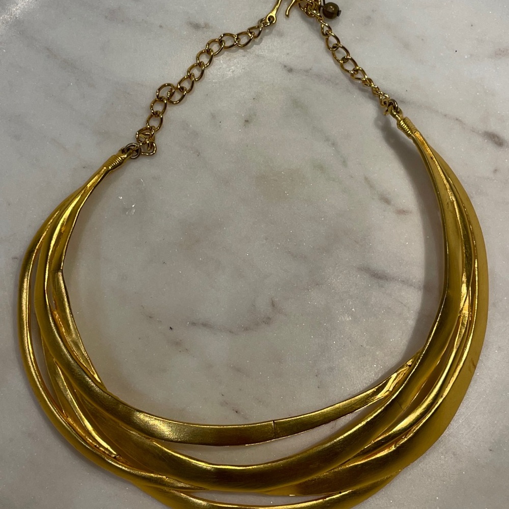 Amazing elegant necklace